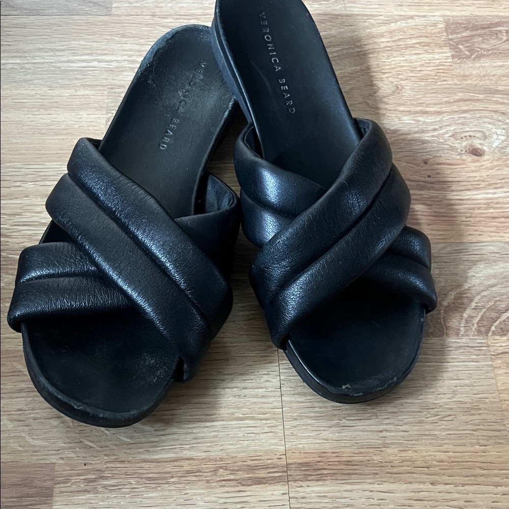 Veronica Beard Black Padded Crisscross Slide Clogs